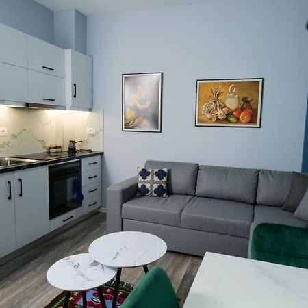 Travelers' Korca Home ภายนอก รูปภาพ